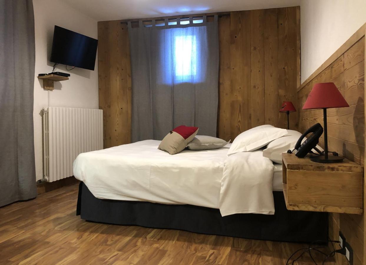 Hotel Coeur Du Village Ла-Тюйль Экстерьер фото