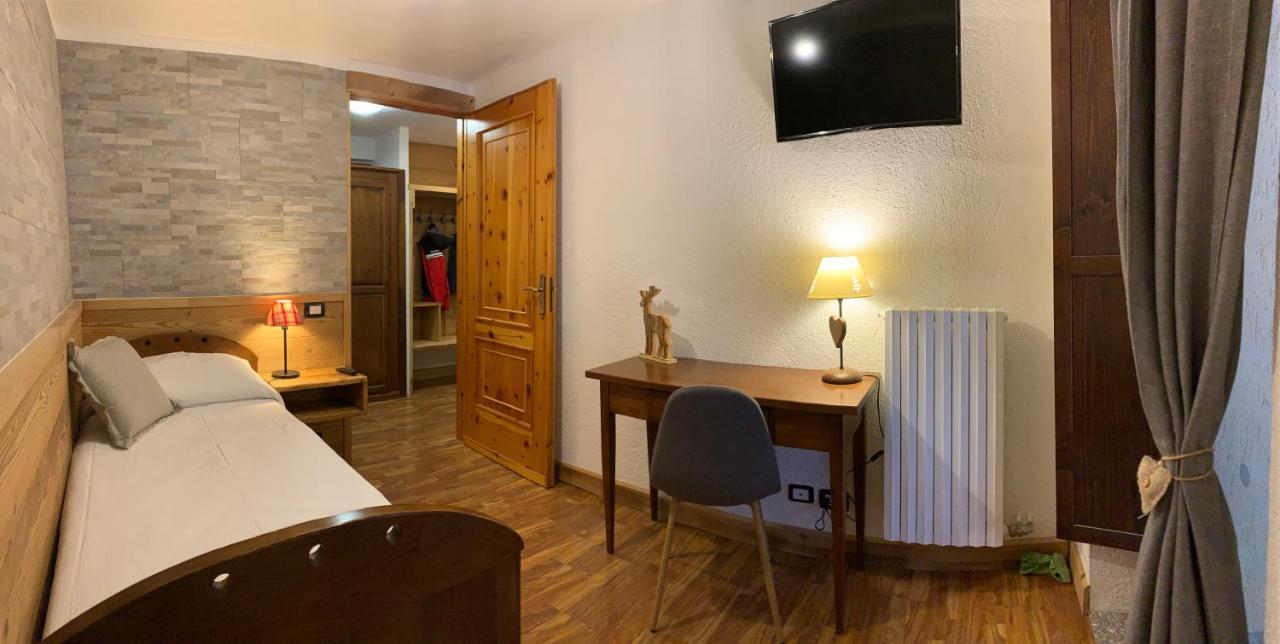 Hotel Coeur Du Village Ла-Тюйль Экстерьер фото