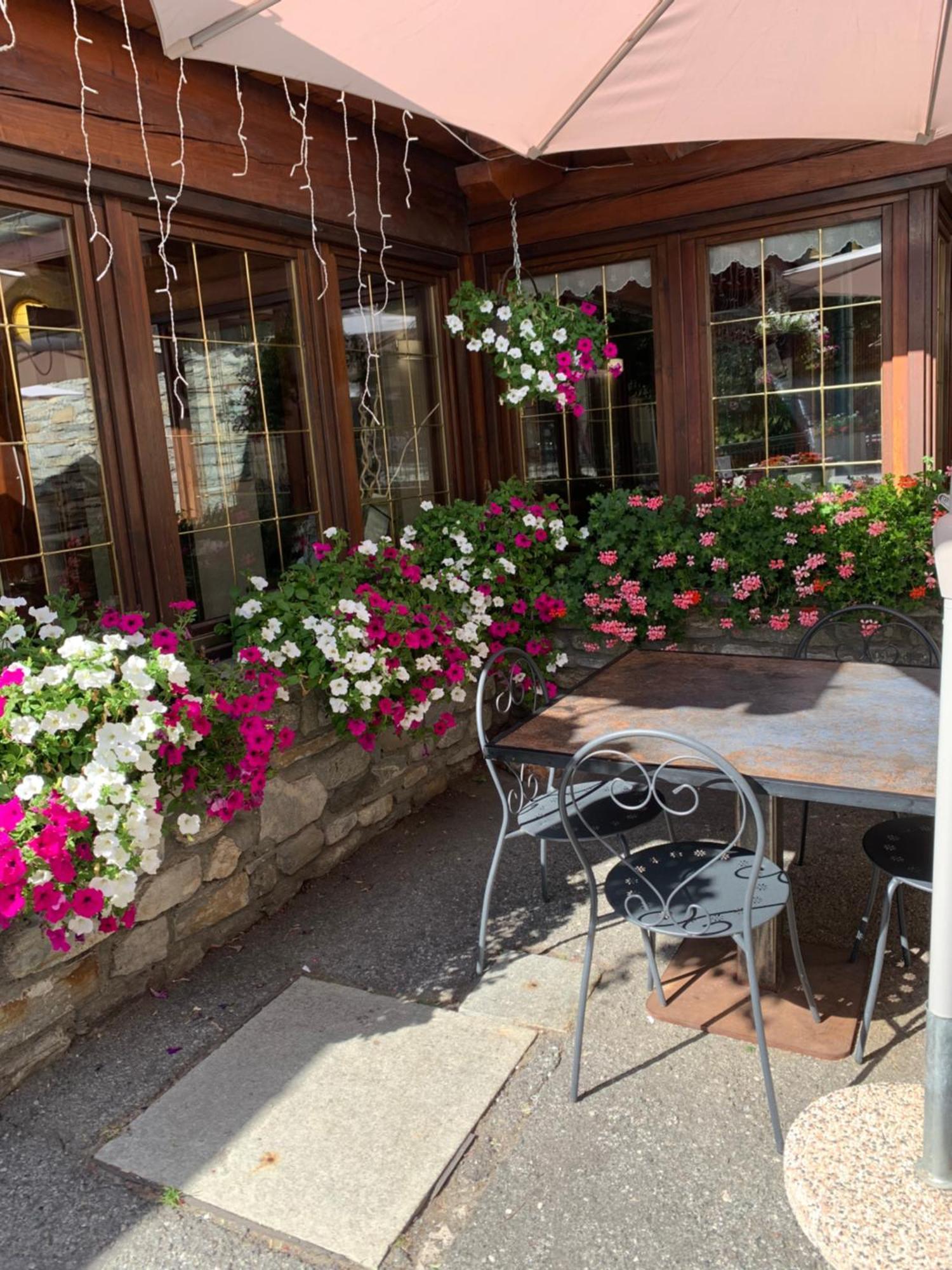 Hotel Coeur Du Village Ла-Тюйль Экстерьер фото