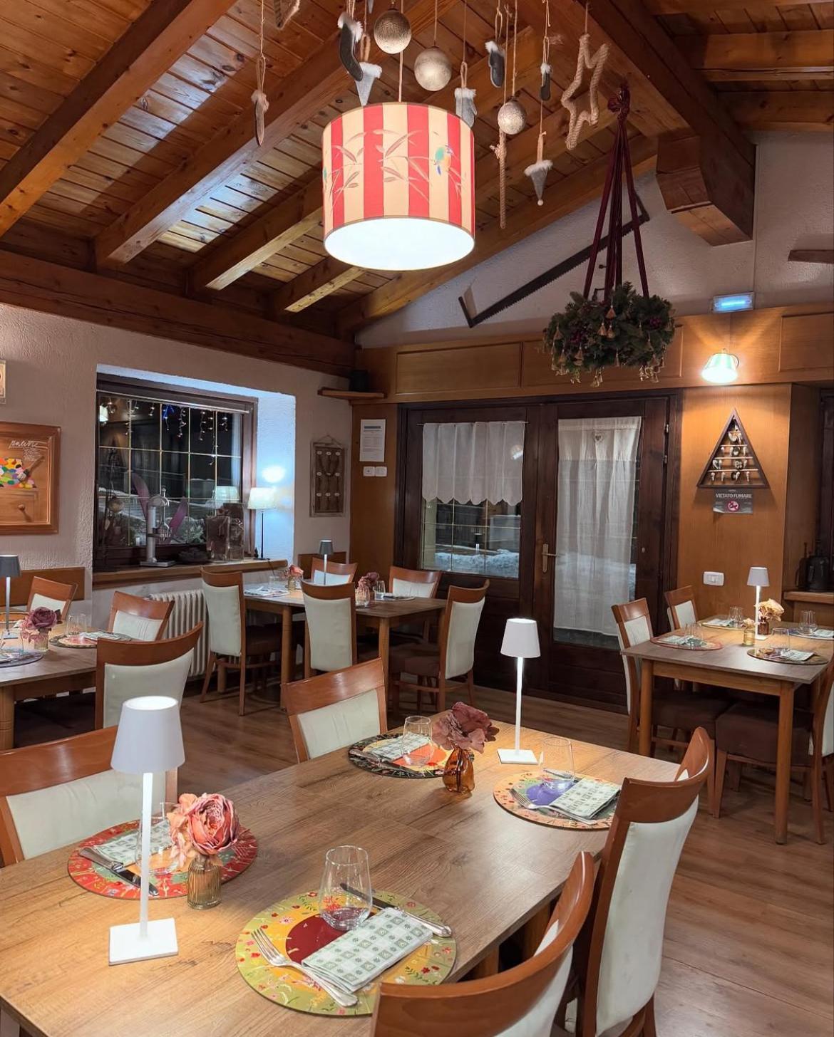 Hotel Coeur Du Village Ла-Тюйль Экстерьер фото