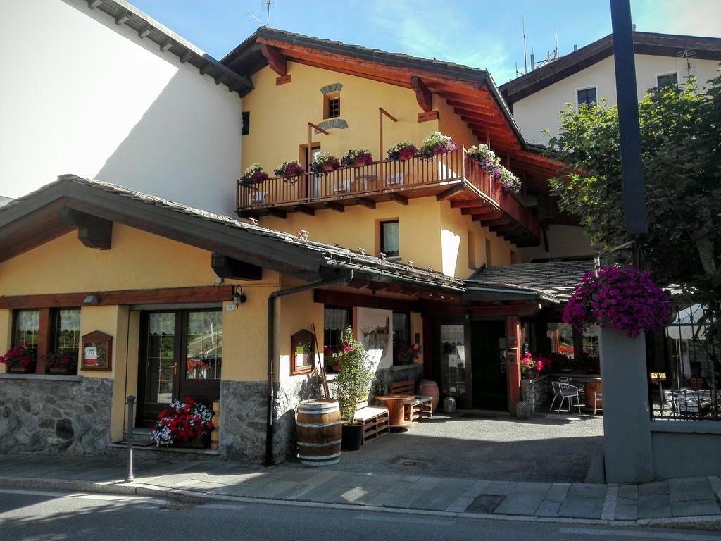 Hotel Coeur Du Village Ла-Тюйль Экстерьер фото